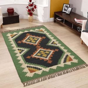 Green Handwoven Traditional Wool Jute Rug