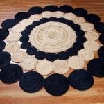 Scalloped Beige Black Jute Round Area Rug