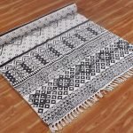 Handmade Cotton Gray Geometric Home Decor Rug